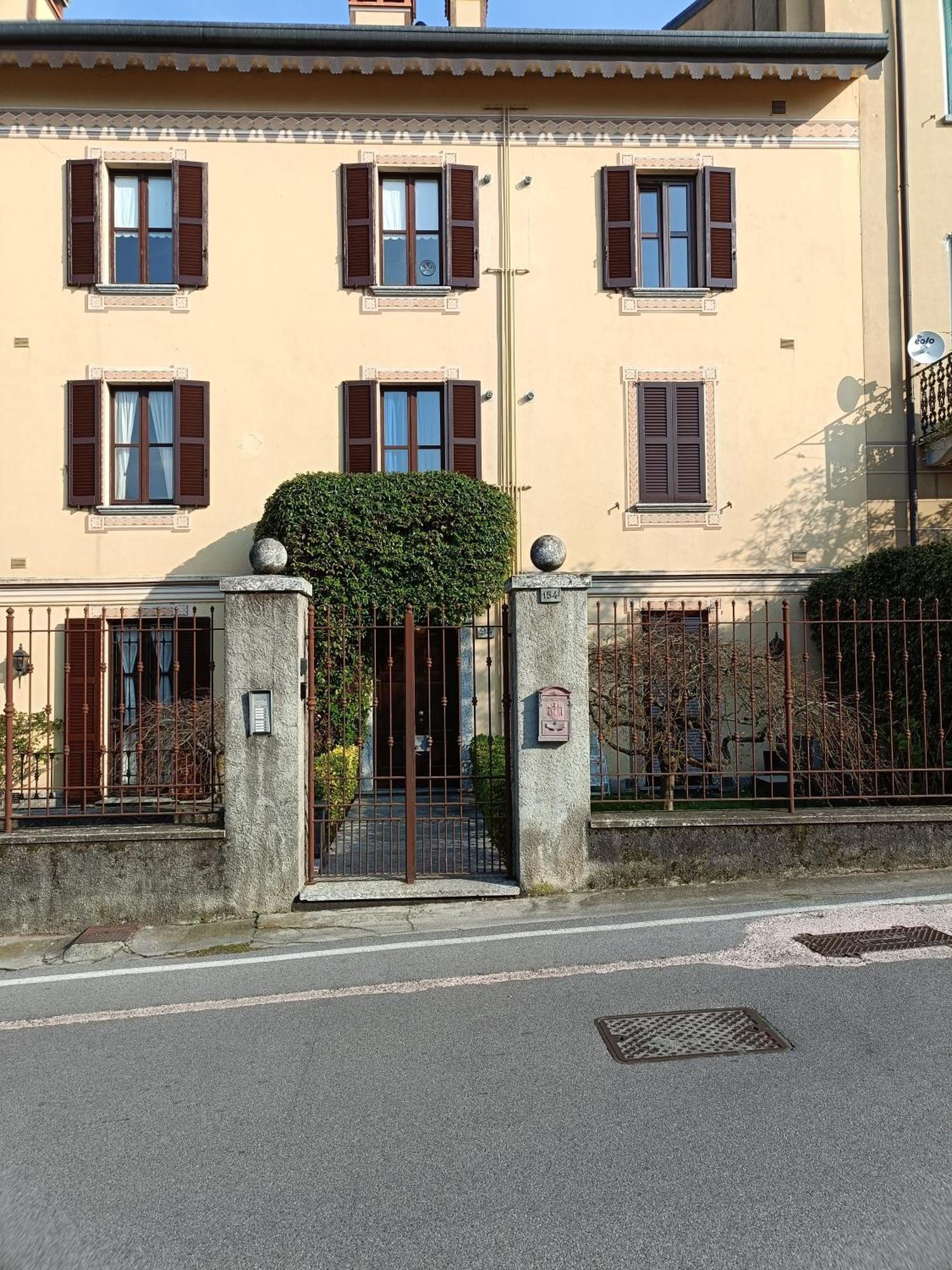 Casa Vacanze La Brezza Di Varenna Exterior foto